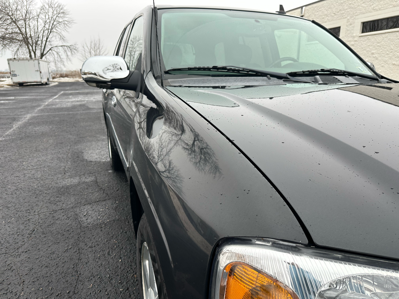 GMC Envoy SLE-1 4WD 2008