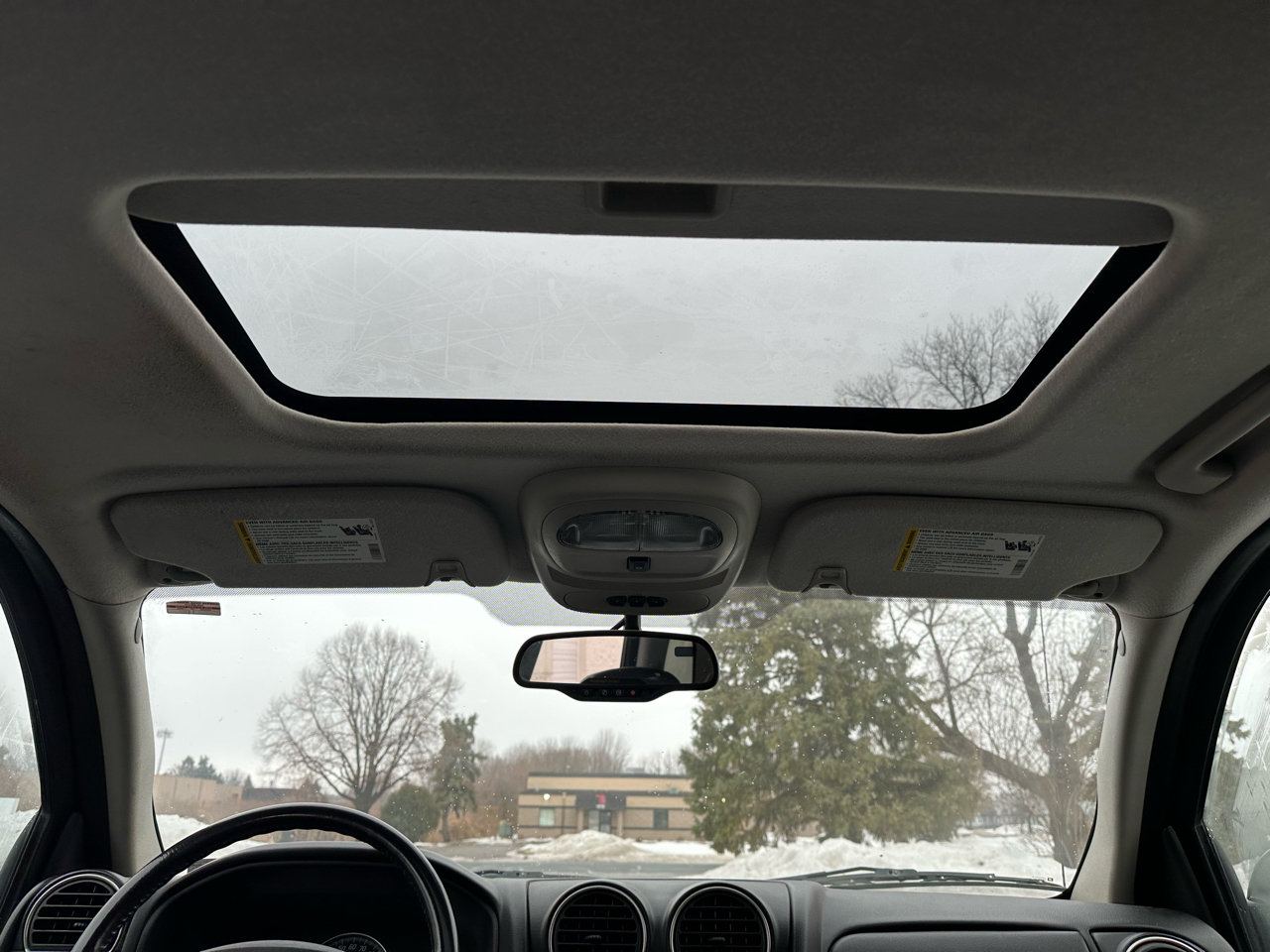 GMC Envoy SLE-1 4WD 2008