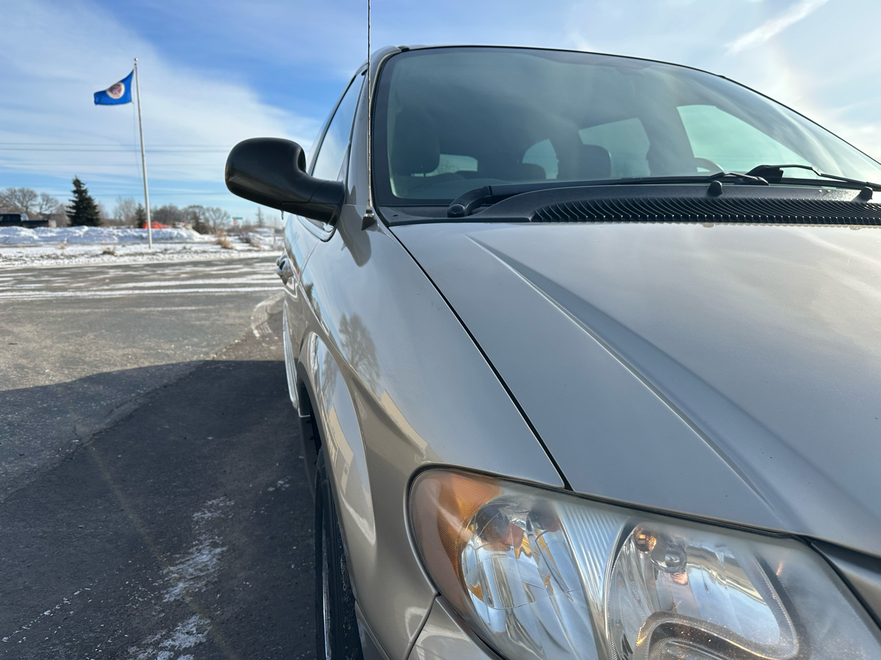 Chrysler Town & Country Limited AWD 2003