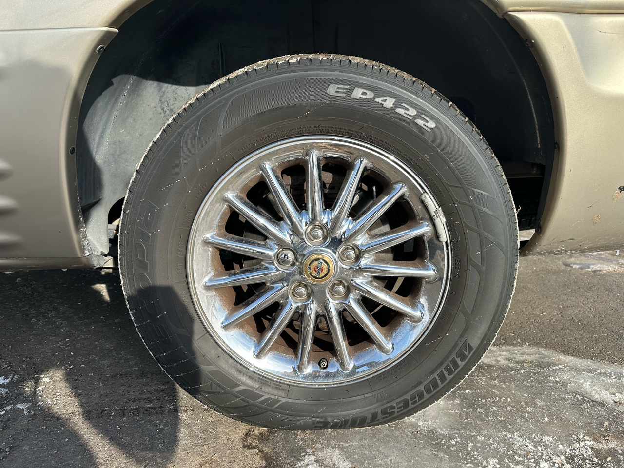 Chrysler Town & Country Limited AWD 2003