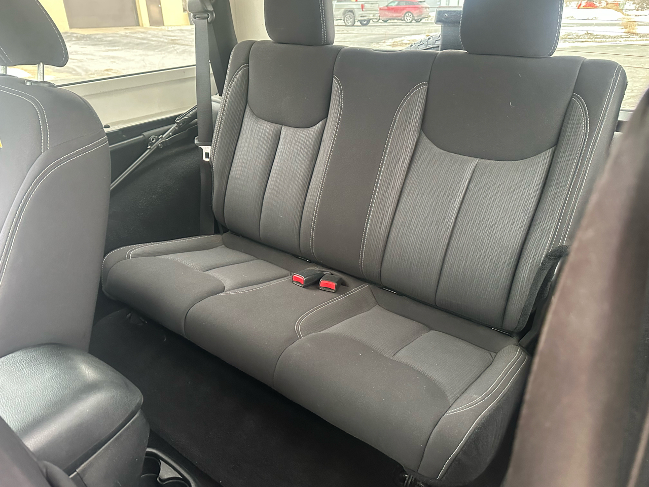 Jeep Wrangler Sahara 4WD 2013