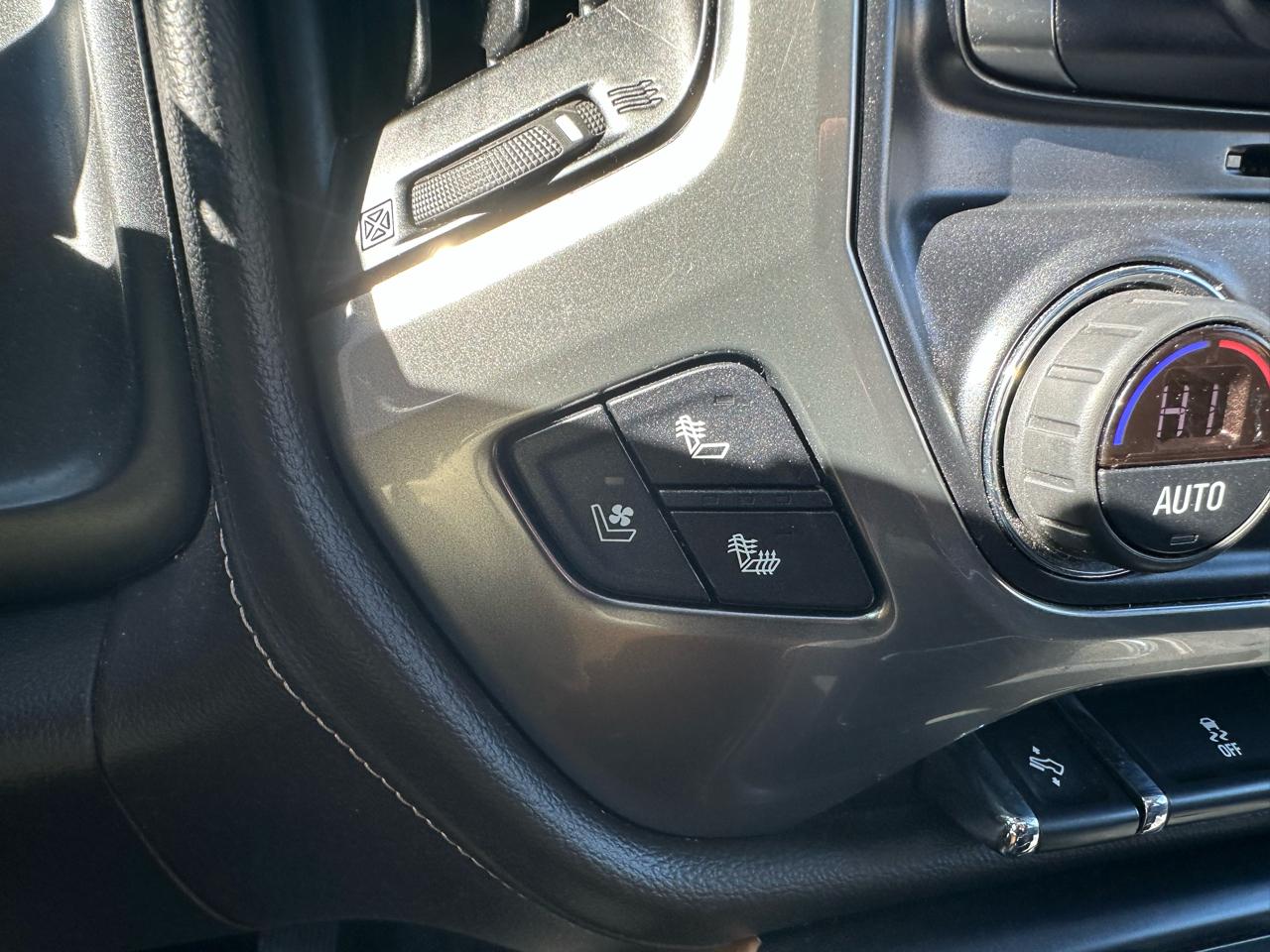 Chevrolet Silverado 1500 LTZ Crew Cab 4WD 2018