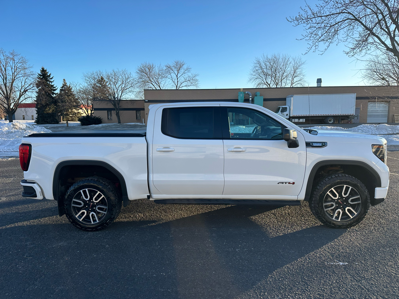GMC Sierra 1500 AT4 Crew Cab 4WD 2022