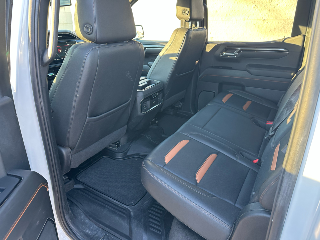 GMC Sierra 1500 AT4 Crew Cab 4WD 2022