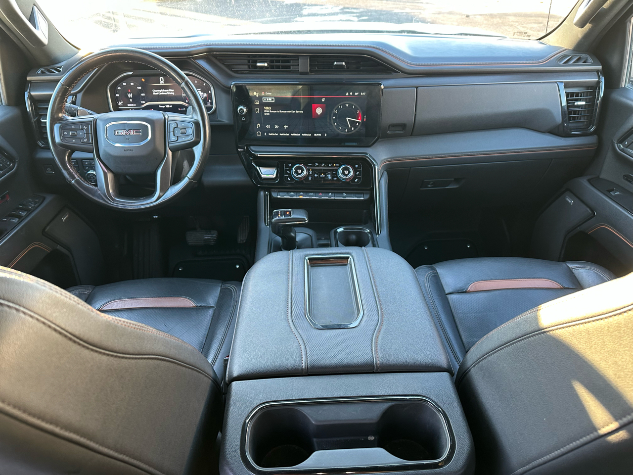 GMC Sierra 1500 AT4 Crew Cab 4WD 2022