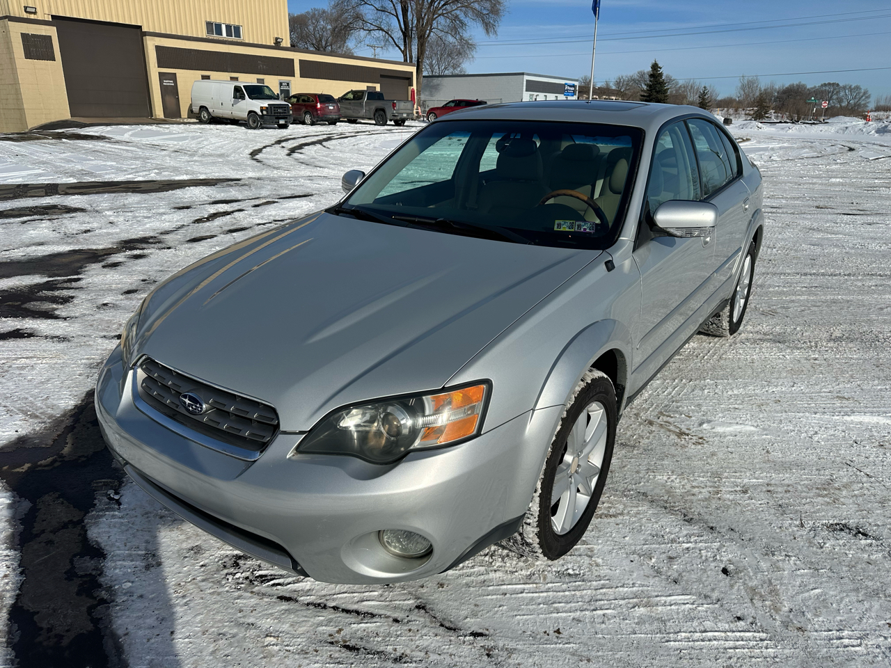 Subaru Outback 3.0R Sedan 2005