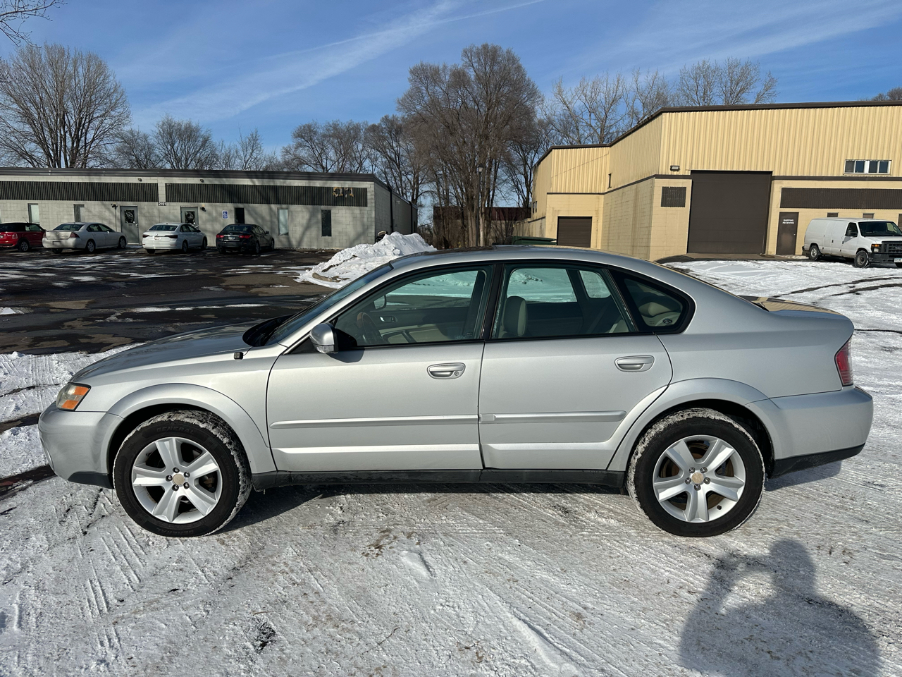 Subaru Outback 3.0R Sedan 2005