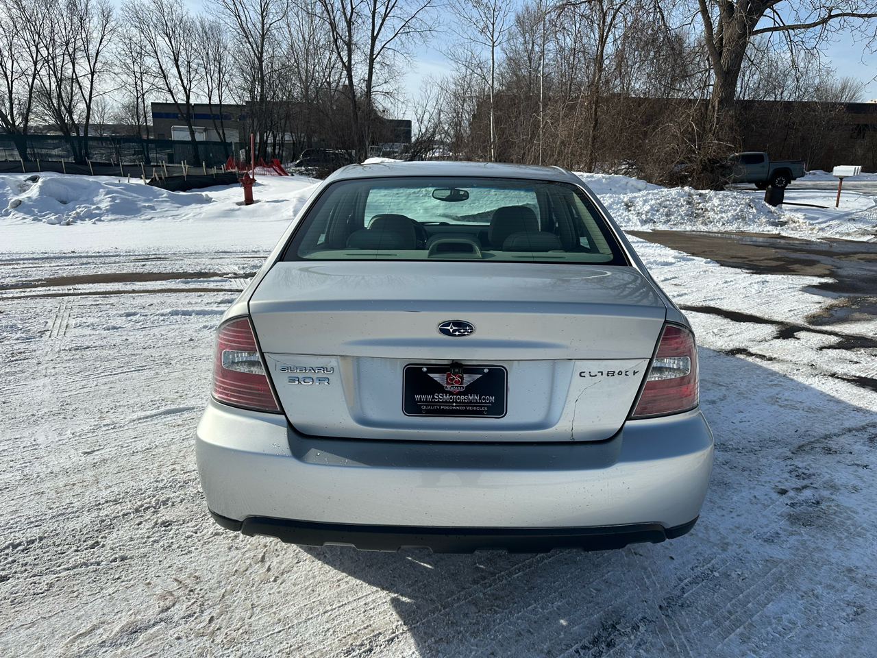 Subaru Outback 3.0R Sedan 2005