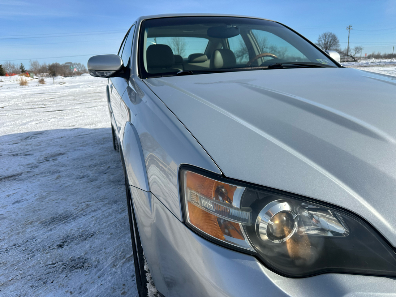 Subaru Outback 3.0R Sedan 2005
