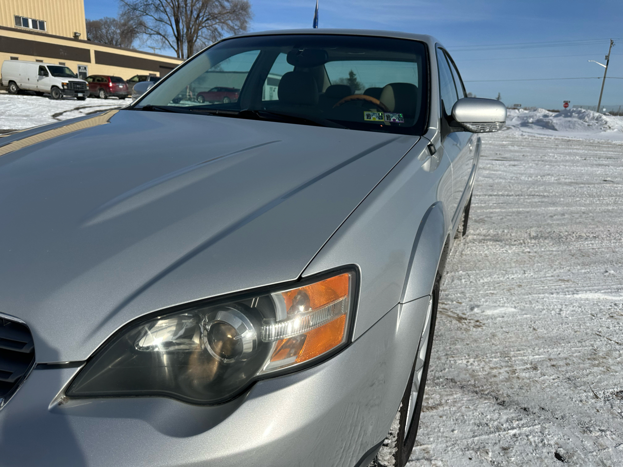 Subaru Outback 3.0R Sedan 2005