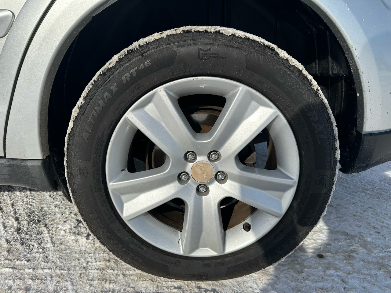 Subaru Outback 3.0R Sedan 2005