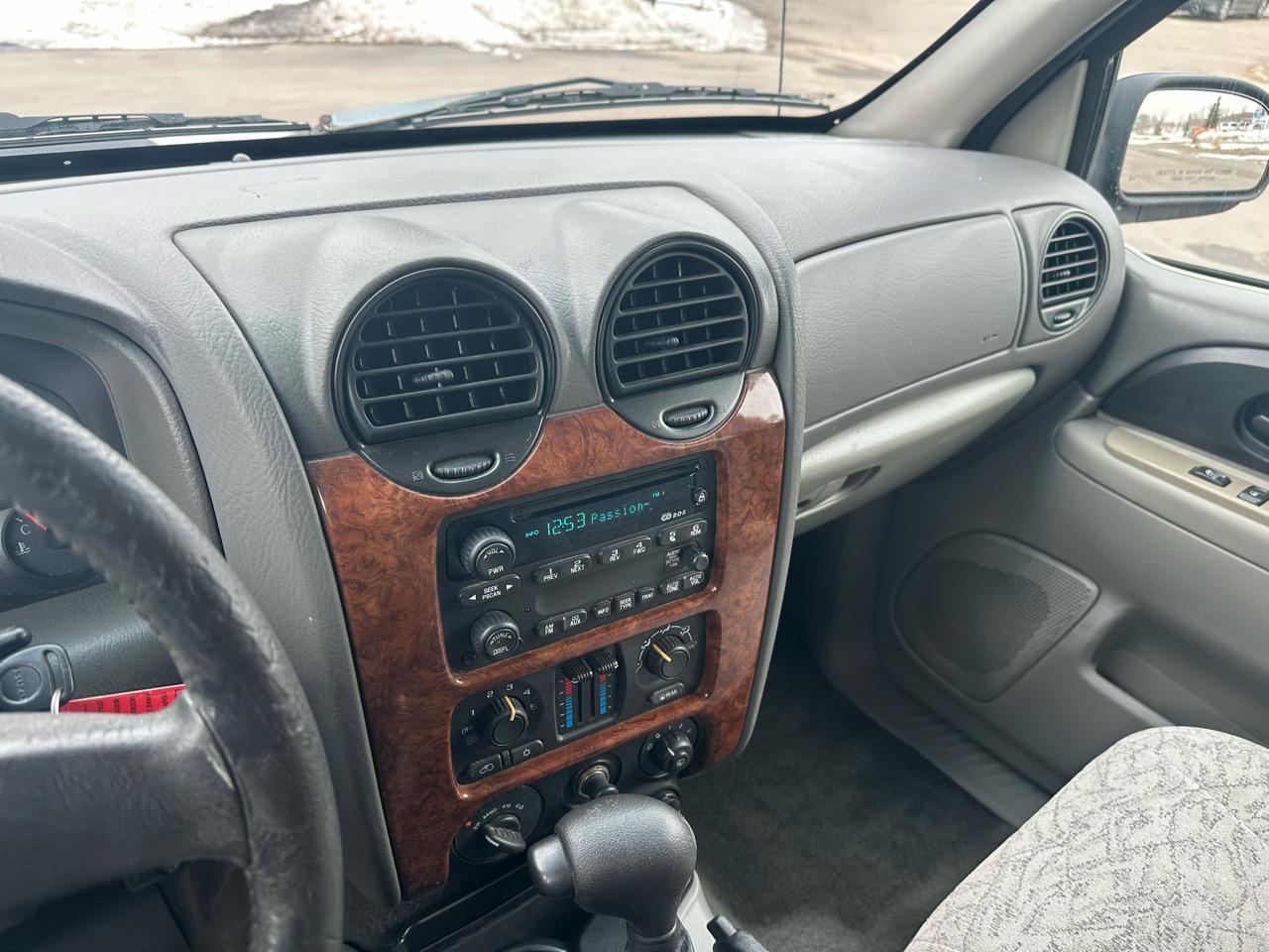 Isuzu Ascender S 4WD 2003