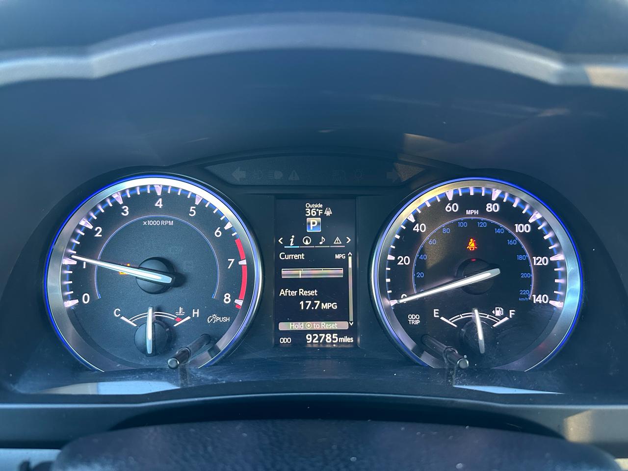 Toyota Highlander XLE AWD V6 2014