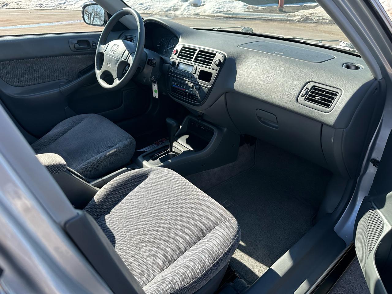 Honda Civic LX sedan 1998