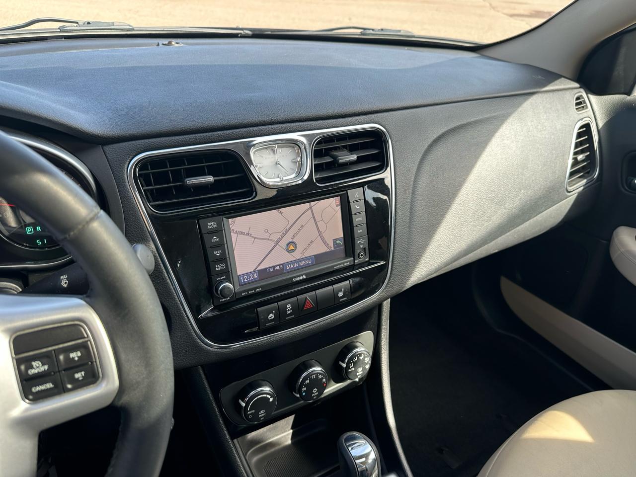 Chrysler 200 Limited 2012