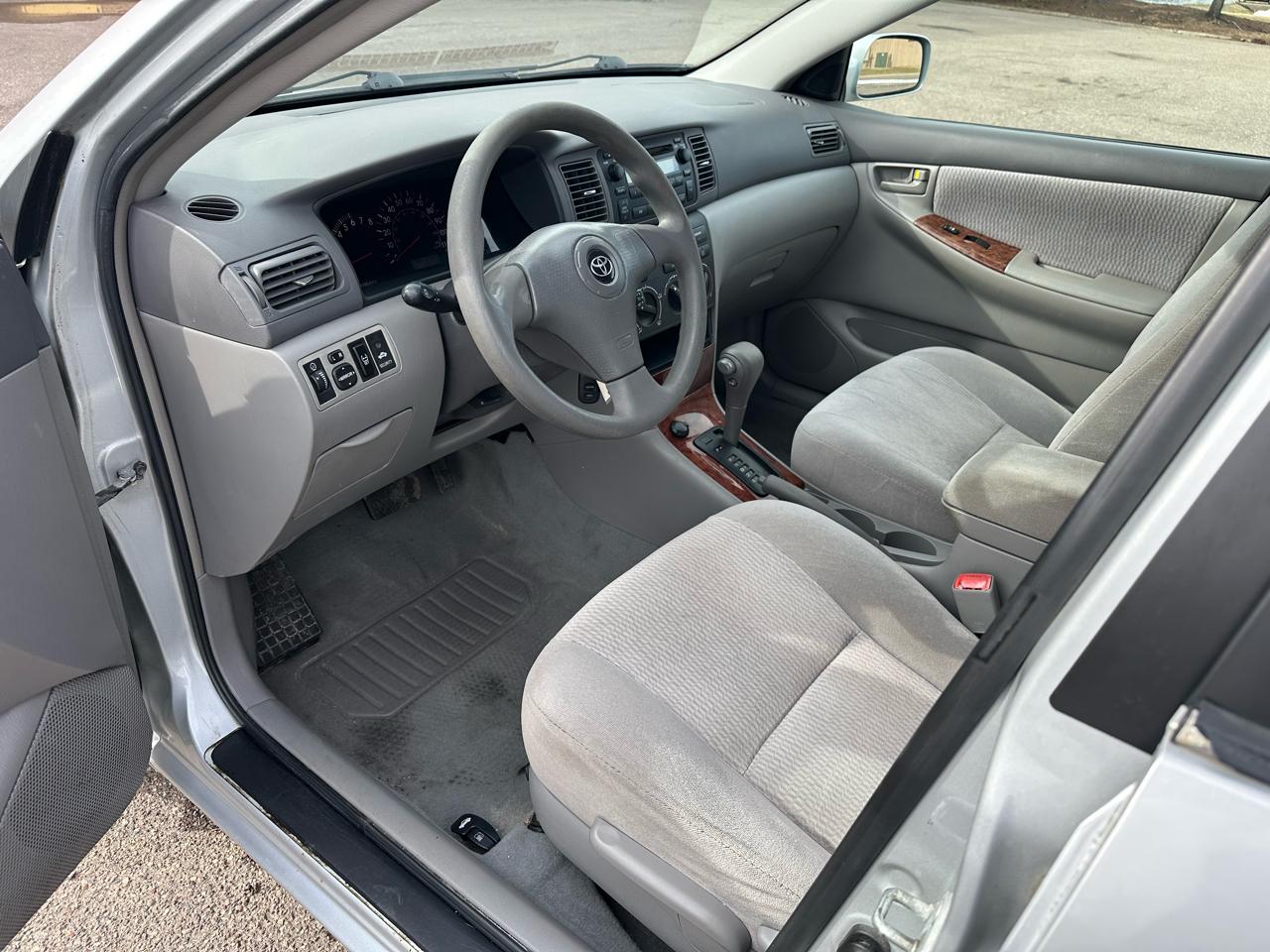 Toyota Corolla CE 2006