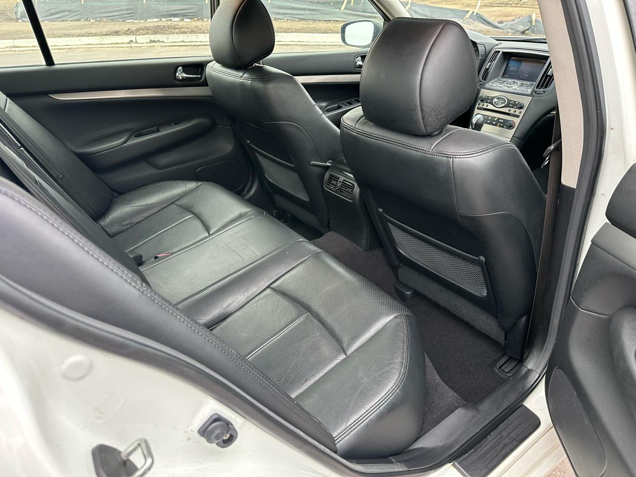 Infiniti G Sedan 37x AWD 2013
