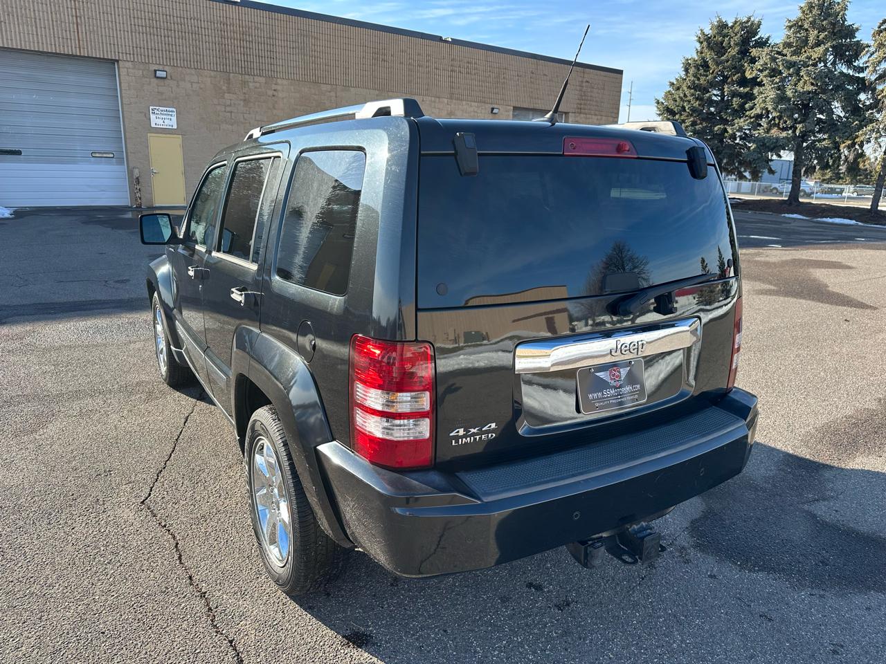 Jeep Liberty Limited 4WD 2011