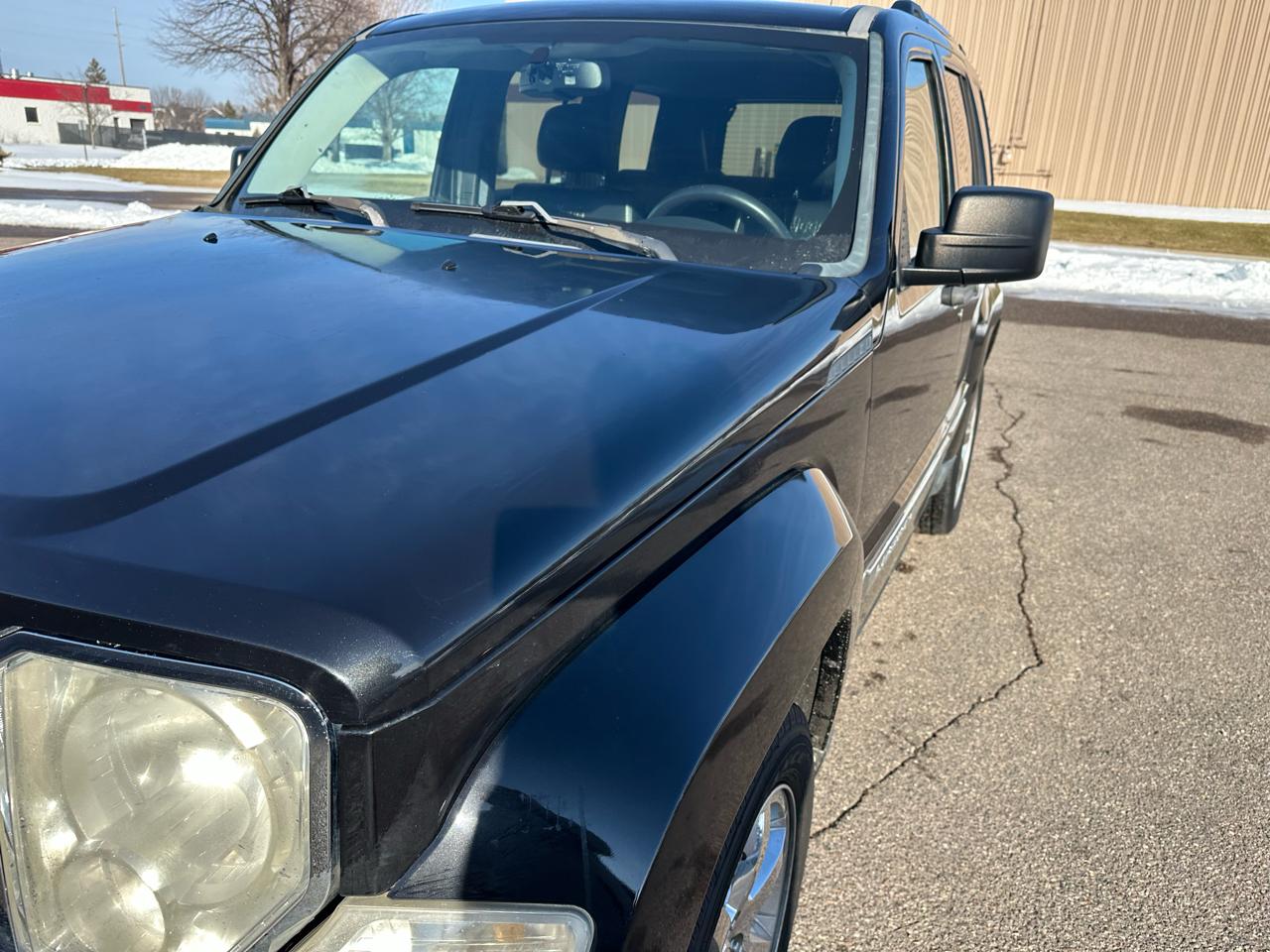 Jeep Liberty Limited 4WD 2011