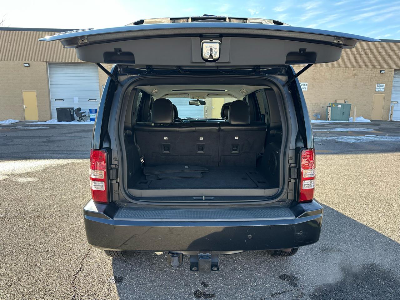 Jeep Liberty Limited 4WD 2011