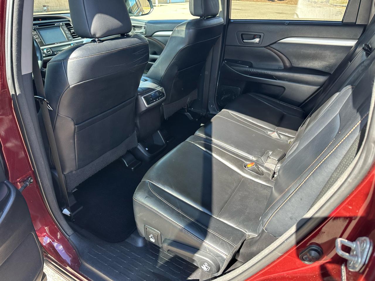 Toyota Highlander XLE AWD V6 2014