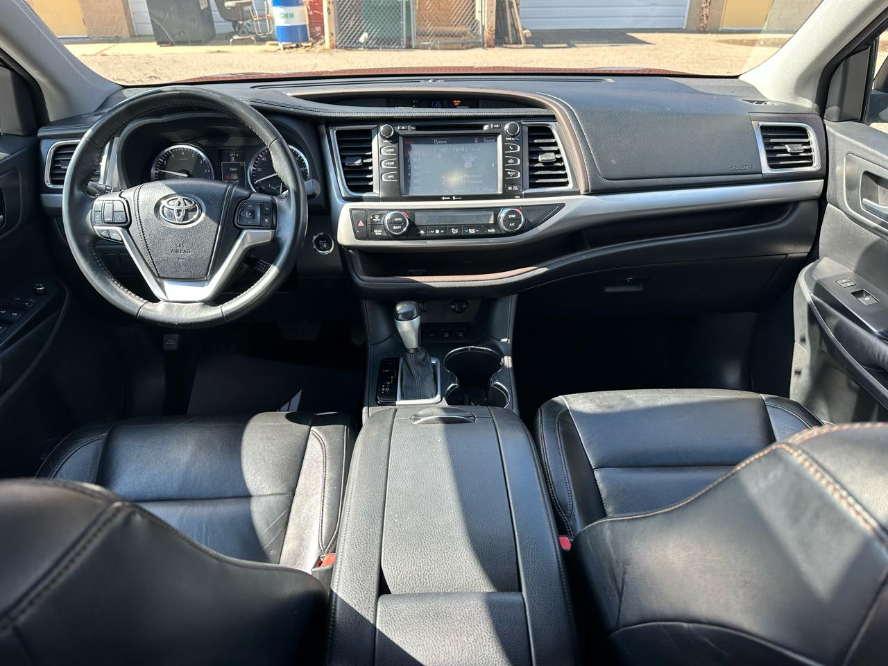 Toyota Highlander XLE AWD V6 2014