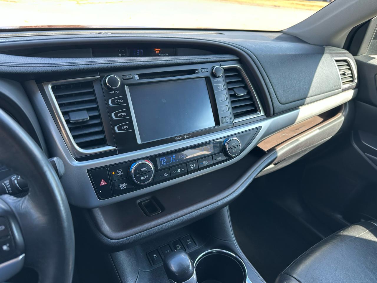 Toyota Highlander XLE AWD V6 2014