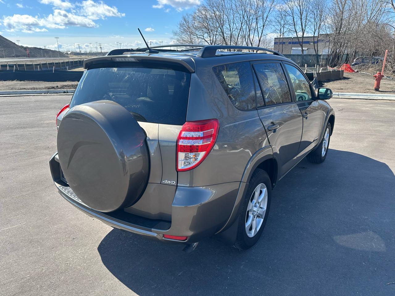 Toyota RAV4 Limited V6 4WD 2012