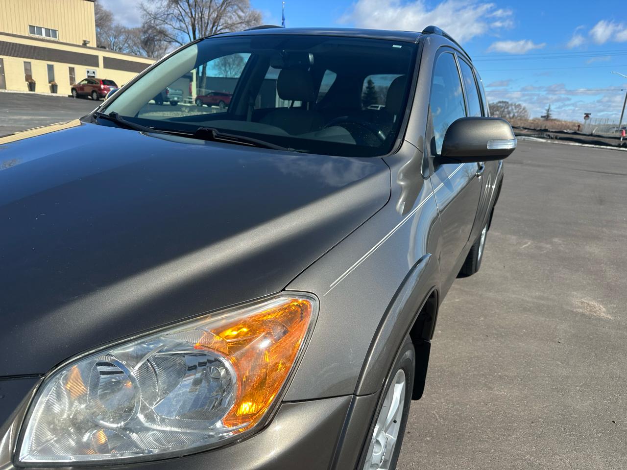 Toyota RAV4 Limited V6 4WD 2012