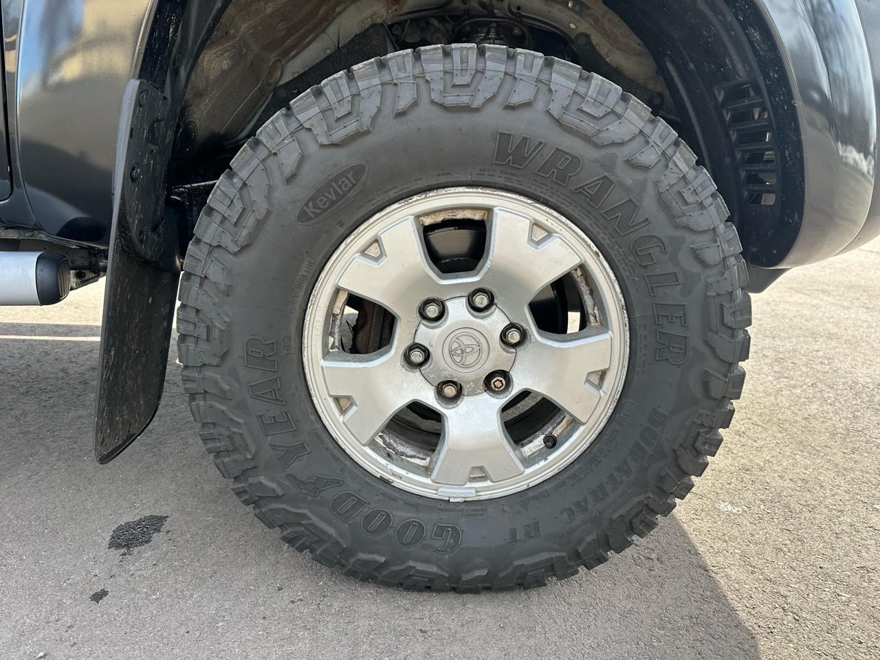 Toyota Tacoma Double Cab V6 4WD 2007