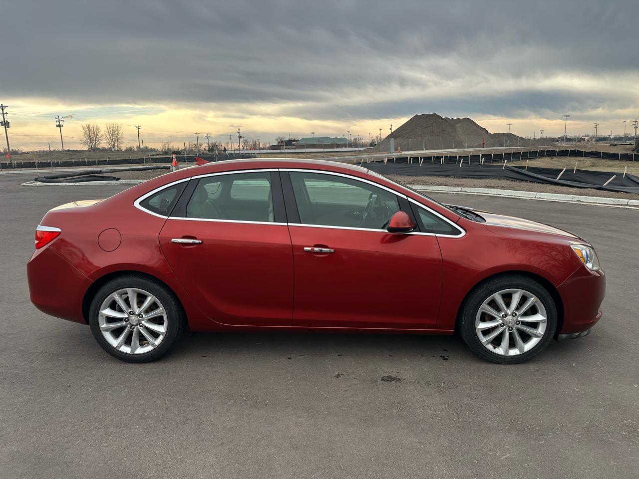 Buick Verano Leather 2012