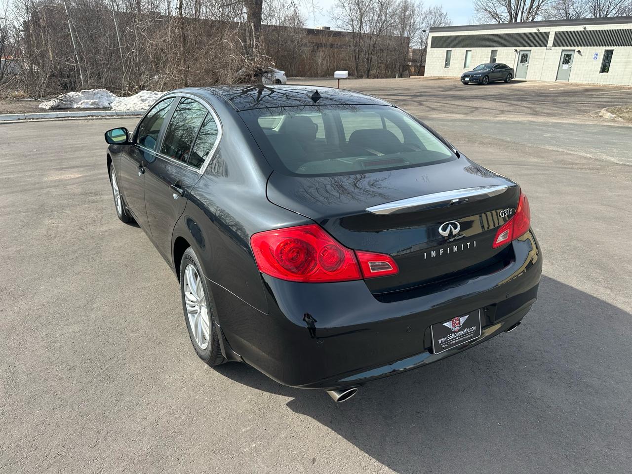Infiniti G Sedan 37x AWD 2013