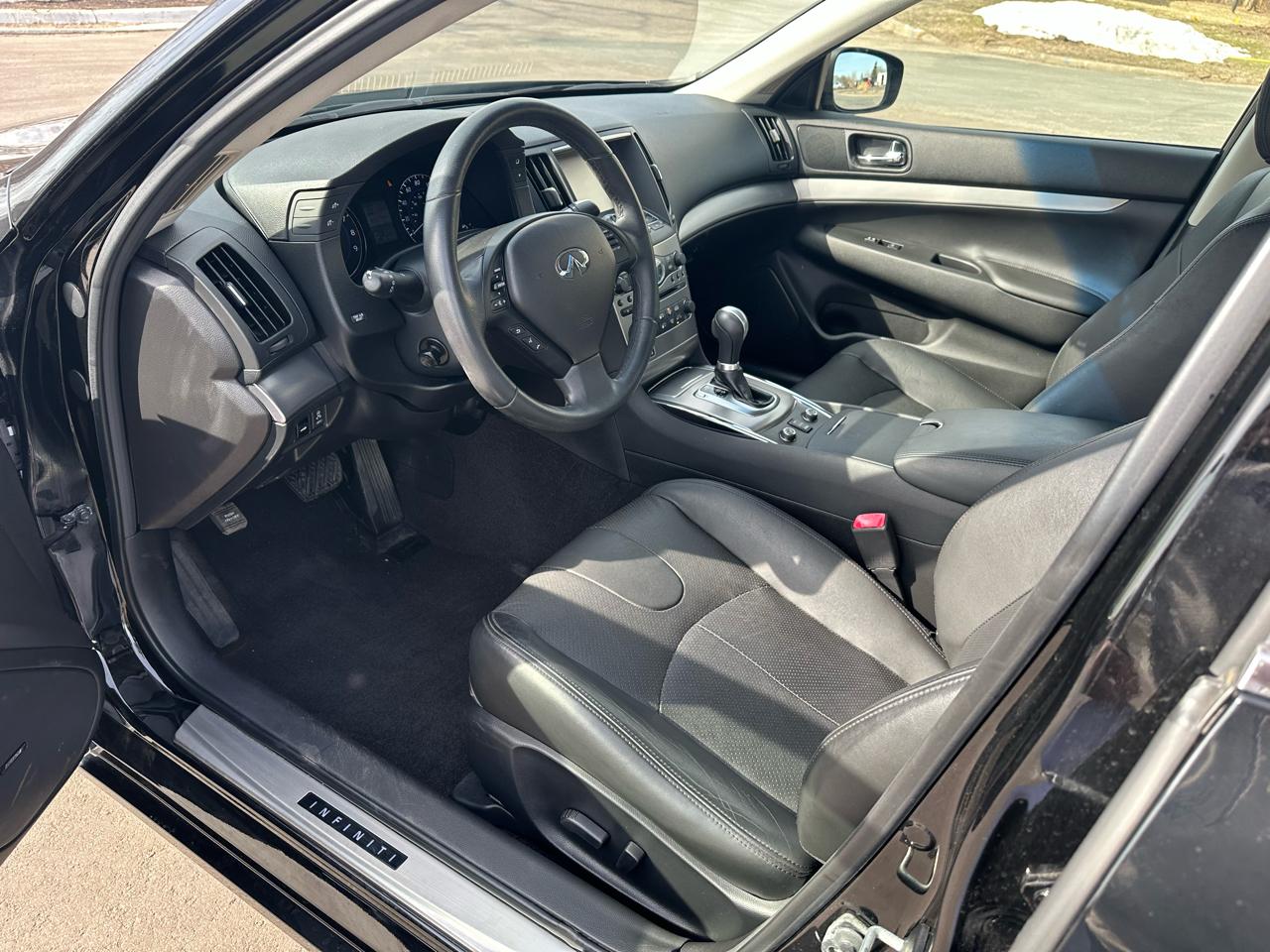 Infiniti G Sedan 37x AWD 2013