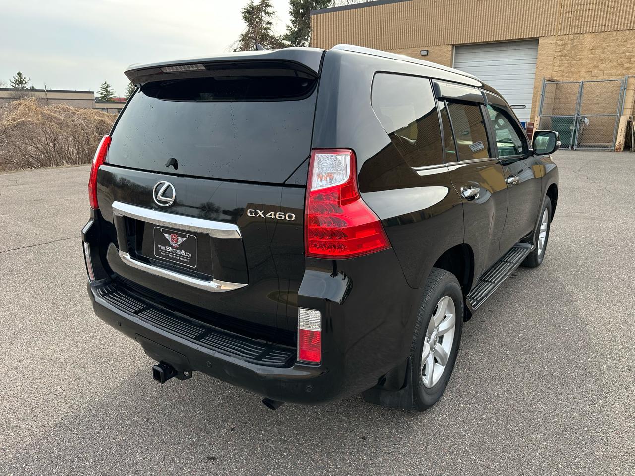 Lexus GX 460 Sport Utility 2011