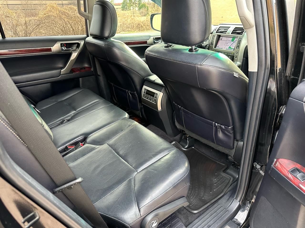 Lexus GX 460 Sport Utility 2011