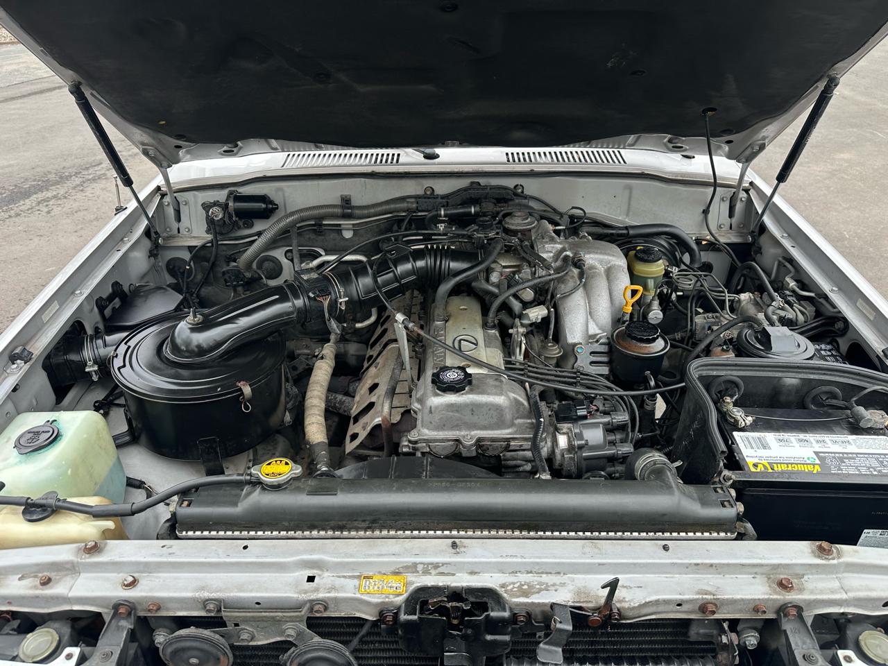 Lexus LX 450 Base 1996