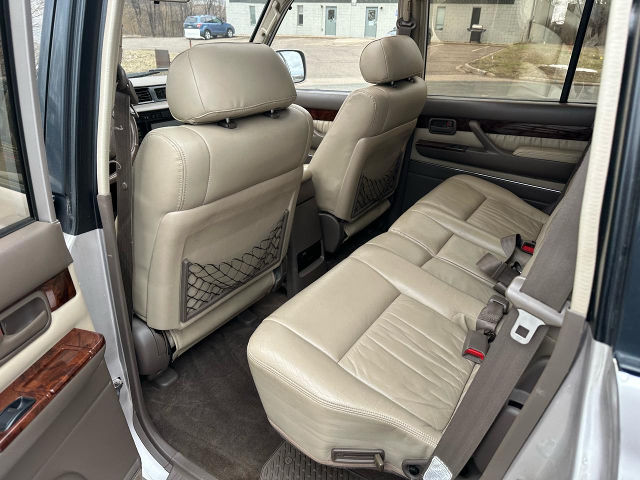 Lexus LX 450 Base 1996