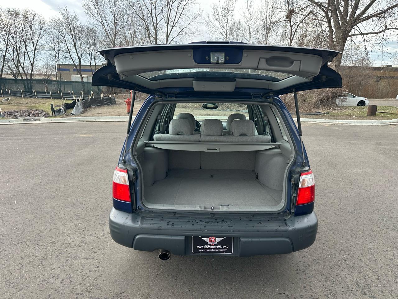 Subaru Forester L 2001