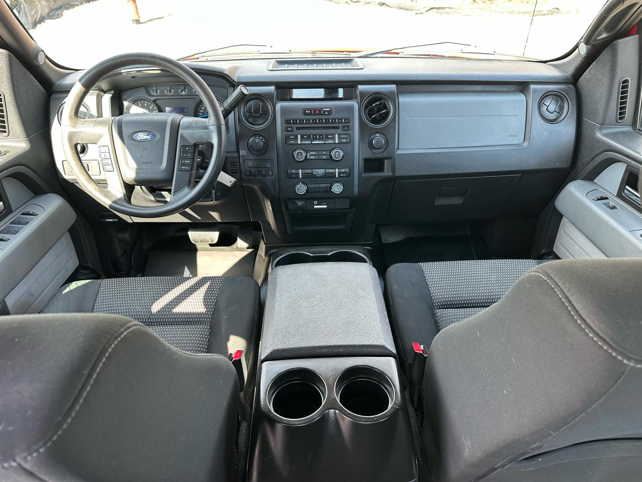 Ford F-150 STX SuperCrew 4WD 2014