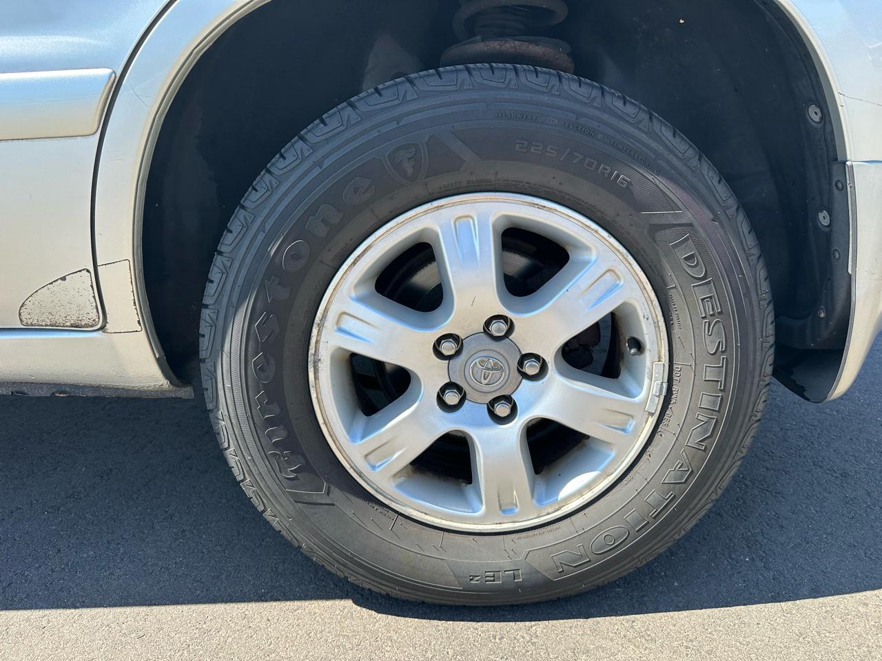 Toyota Highlander Limited V6 4WD 2003