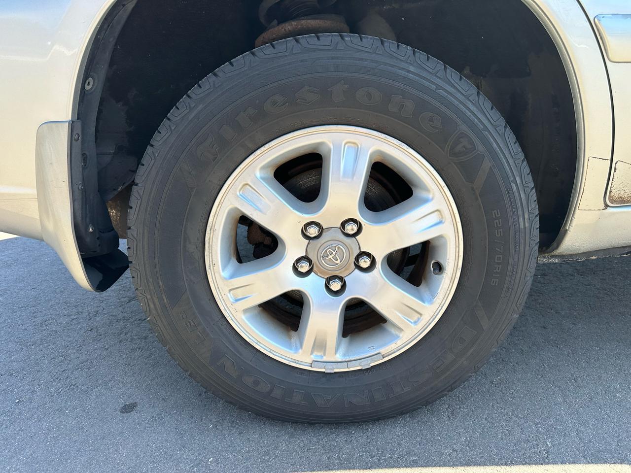 Toyota Highlander Limited V6 4WD 2003