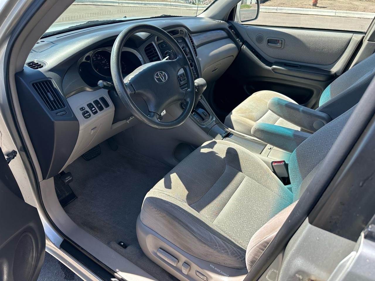 Toyota Highlander Limited V6 4WD 2003