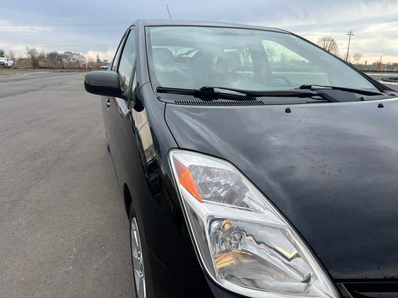 Toyota Prius 4-Door Liftback 2004