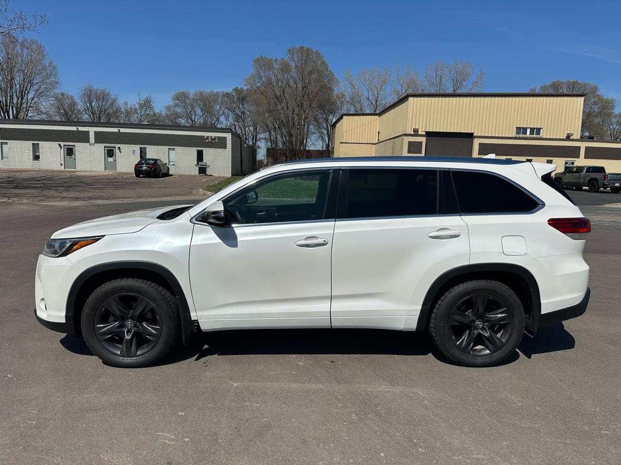 Toyota Highlander Limited AWD V6 2017