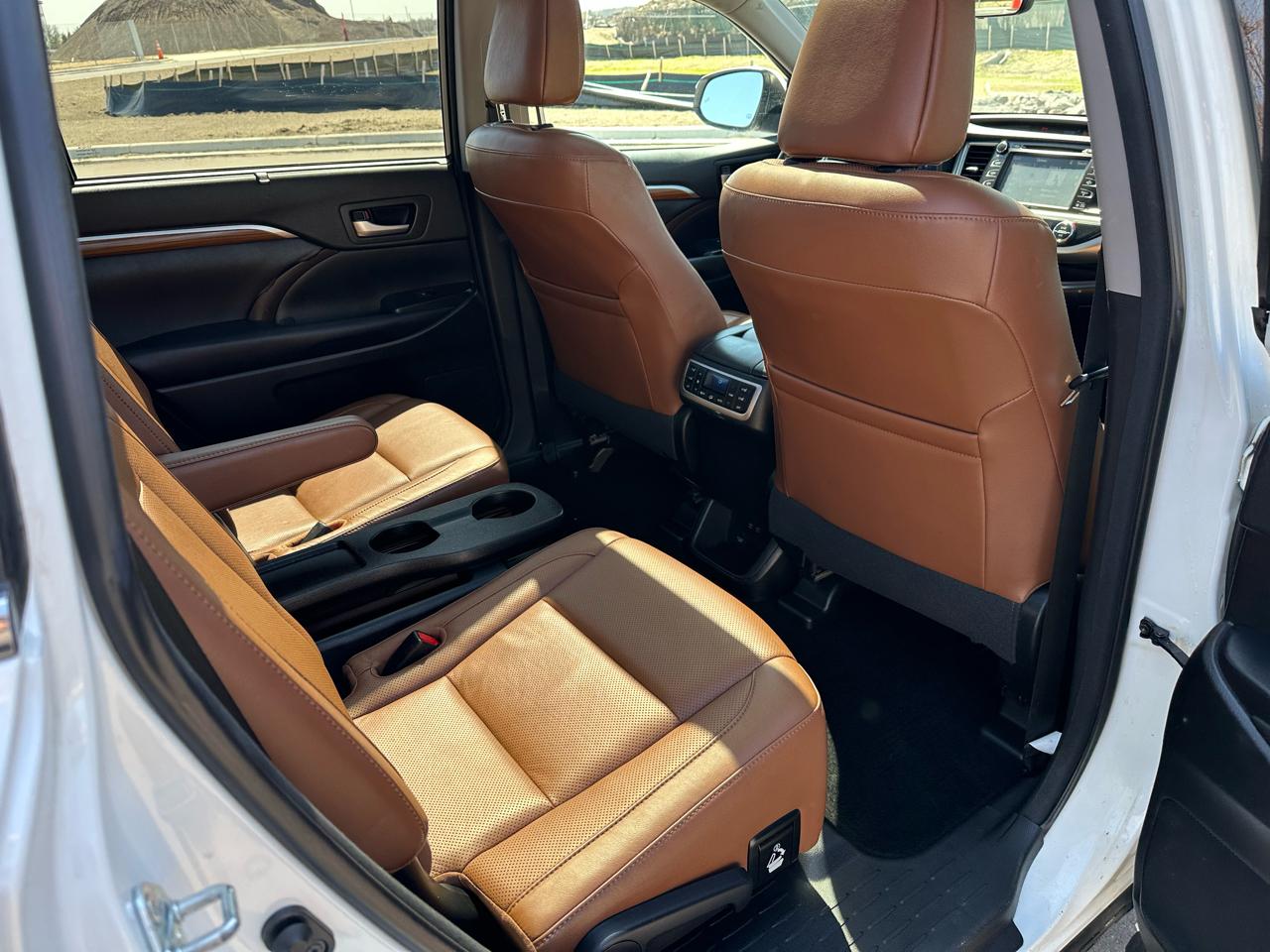 Toyota Highlander Limited AWD V6 2017