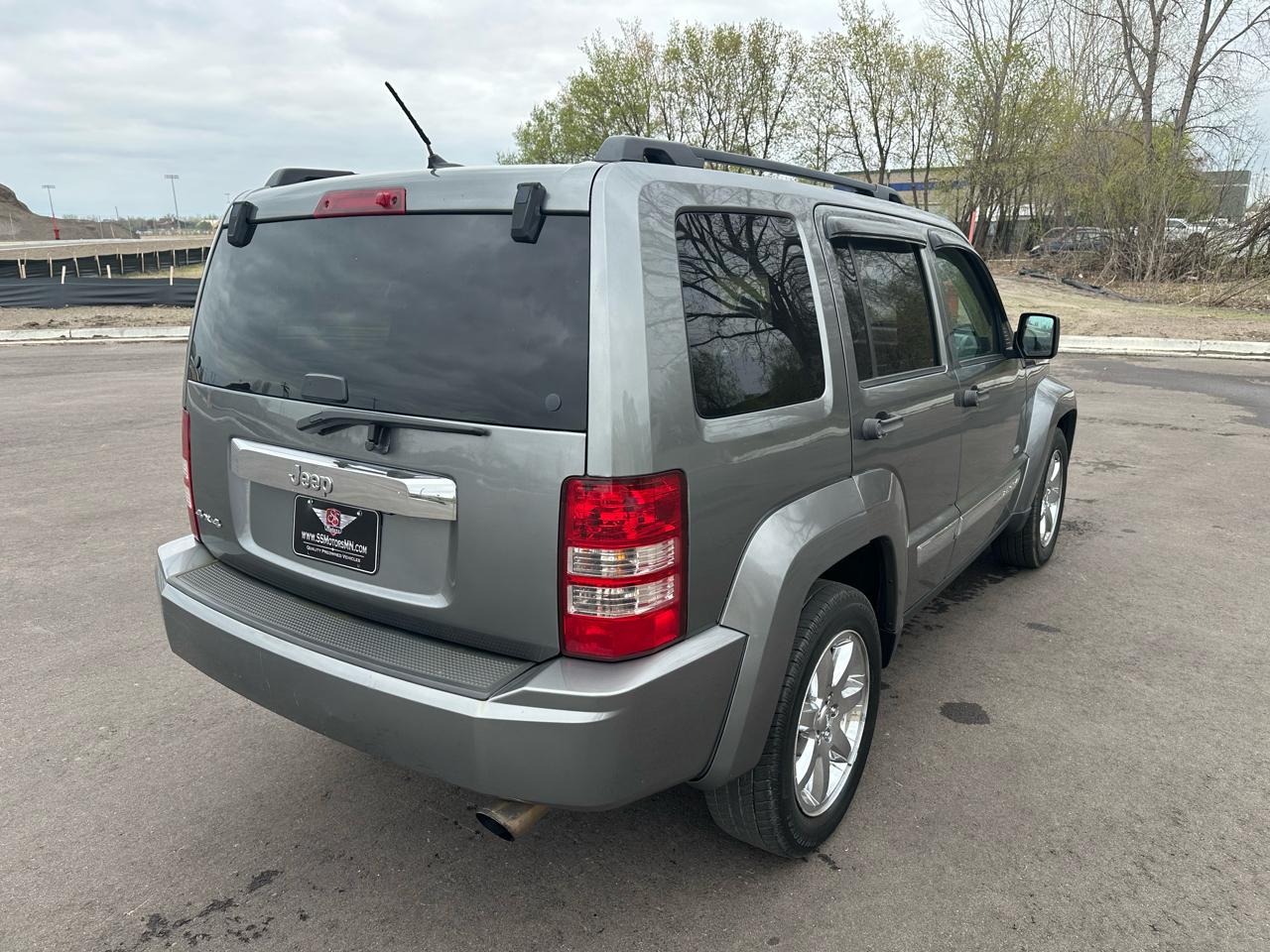 Jeep Liberty Sport 4WD 2012