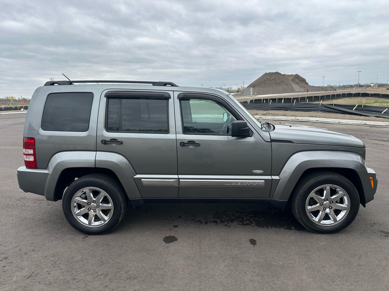 Jeep Liberty Sport 4WD 2012