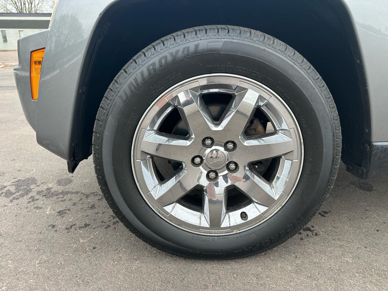 Jeep Liberty Sport 4WD 2012