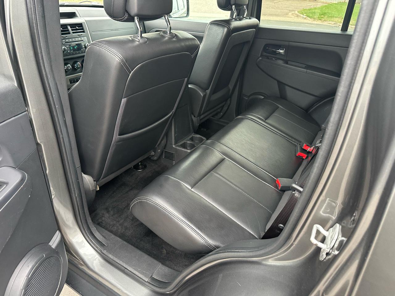 Jeep Liberty Sport 4WD 2012