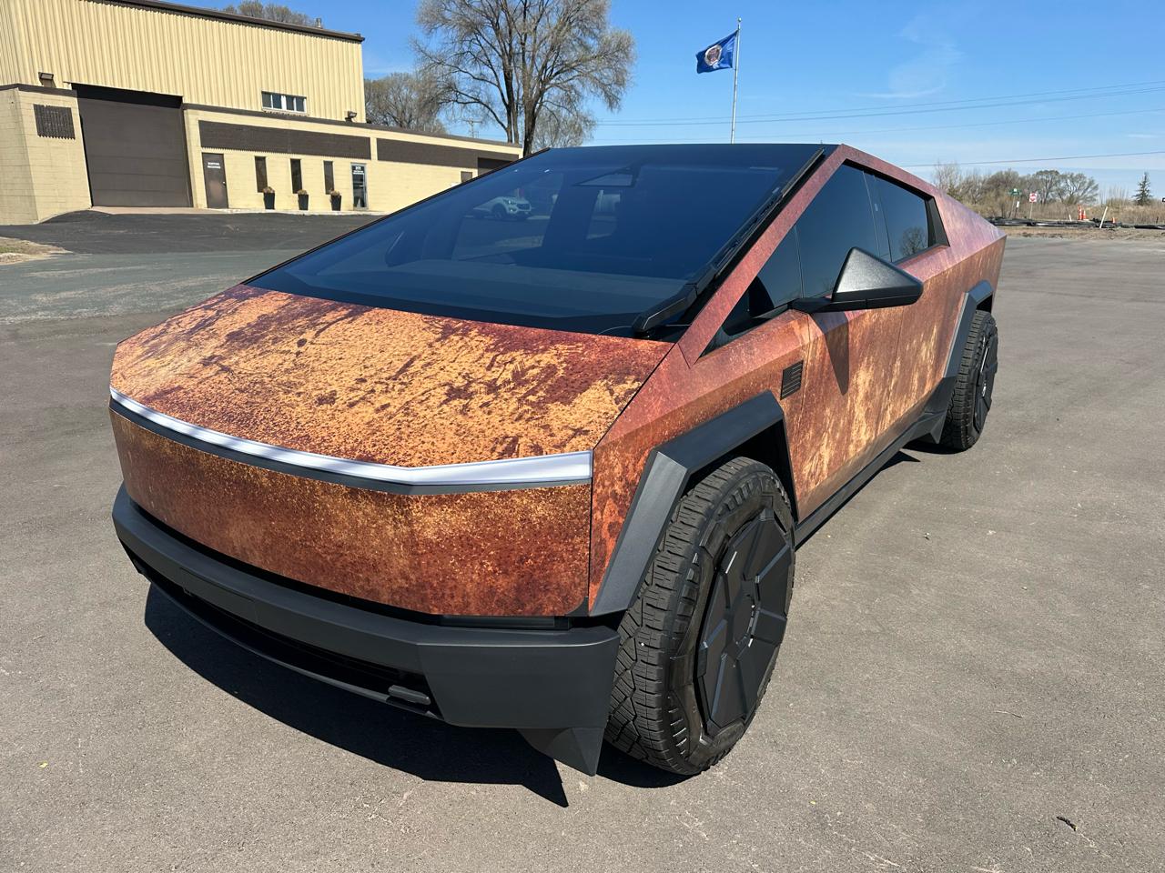 Tesla Cybertruck Cyberbeast 2025